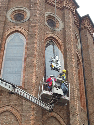 Righetti – итальянские захваты и вакуумные присоски для стекла